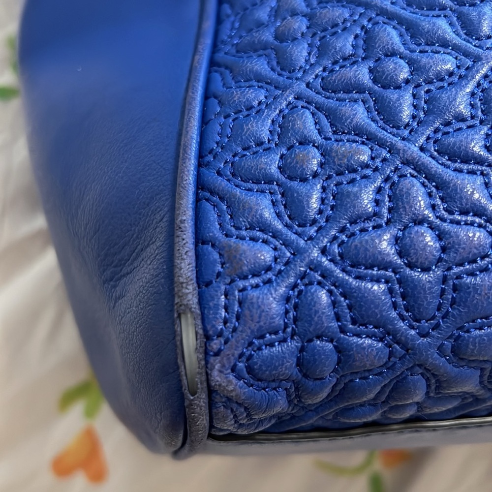 Tory Burch Tote - Picture 11 of 11
